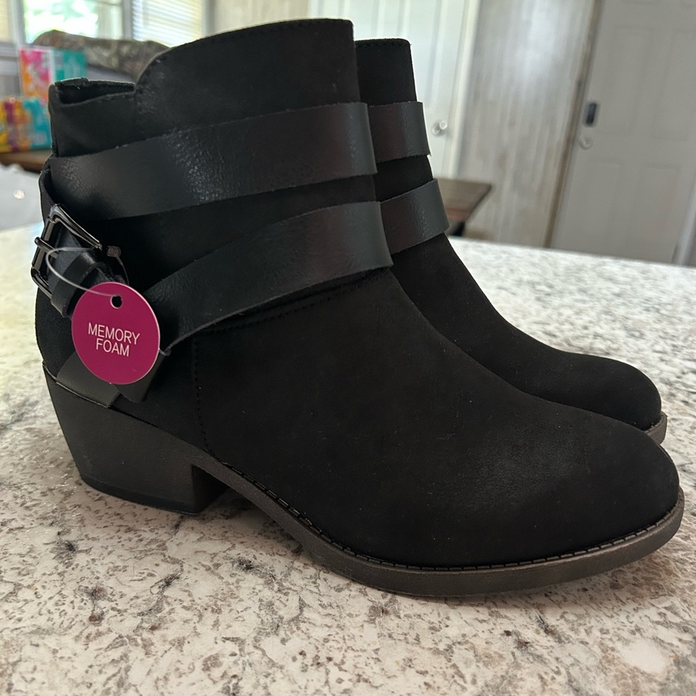 New- SO Black Ankle Booties with Strap Detail Size 7.5